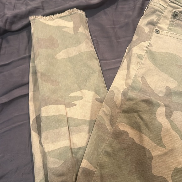 Gaps camo pant - Picture 2 of 4
